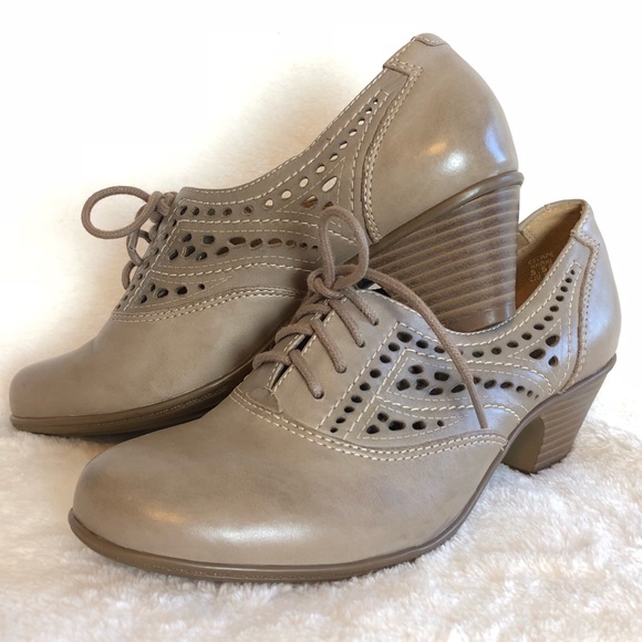 Earth Shoes - Earth leather comfort shoe